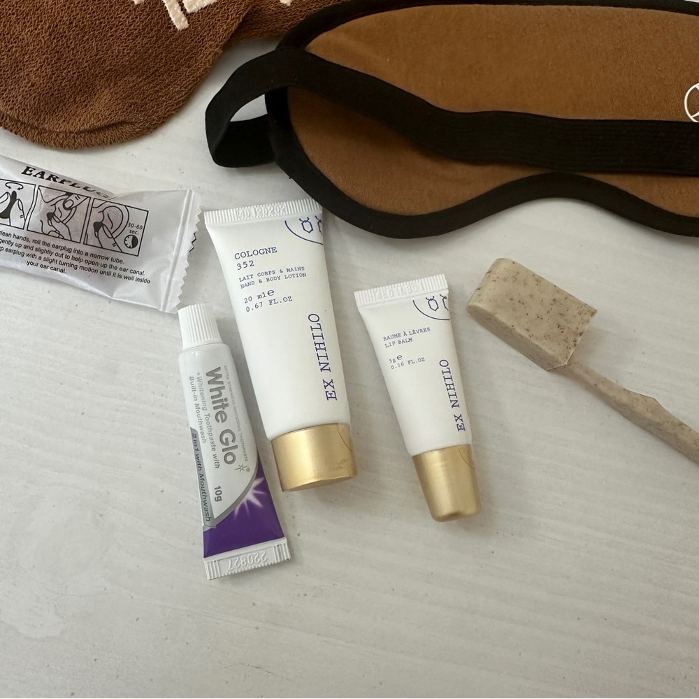 Travel Pouch Set - Picture 2 of 5